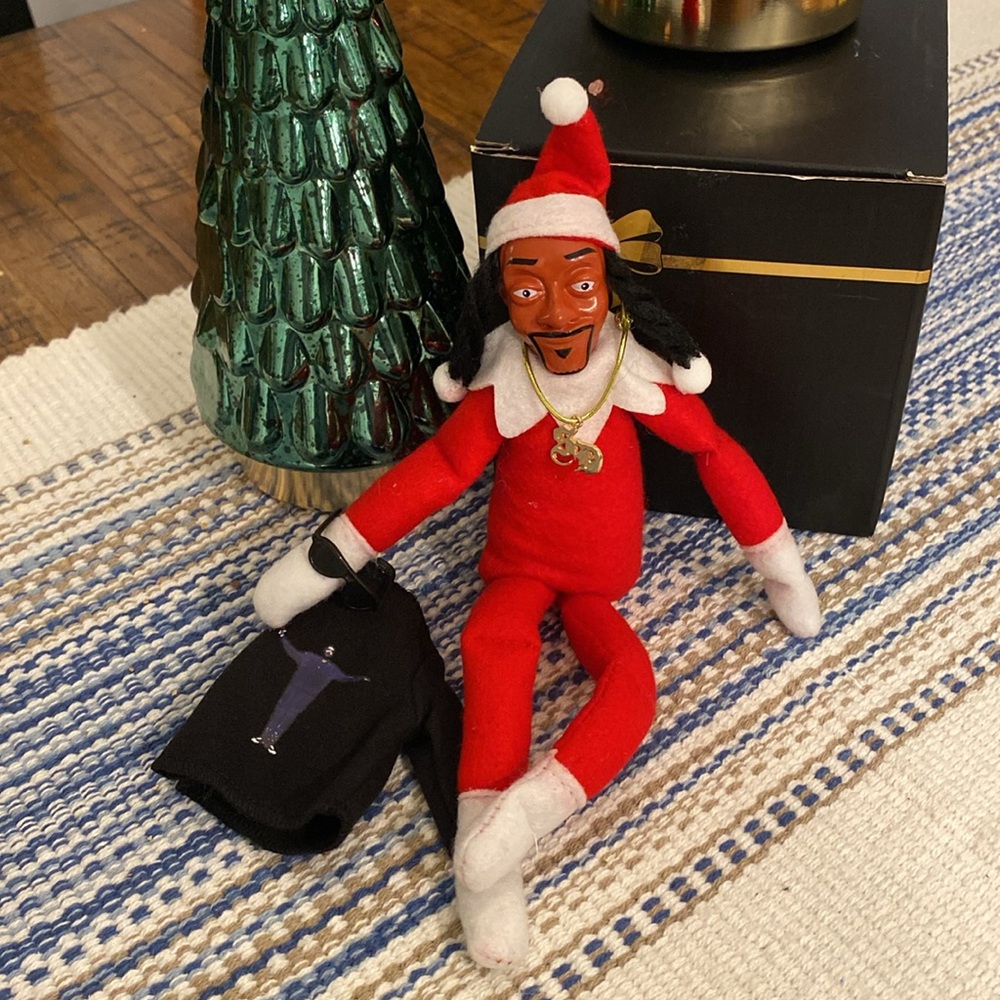 Snoop Dog themed Plush Doll with accesories - Picture 2 of 4